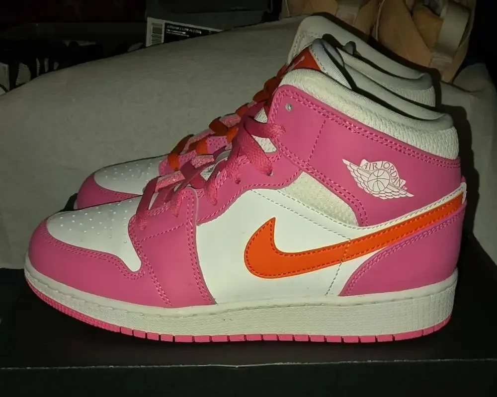Jordan Air Jordan 1 Mid Size 7Y Pinksicle Safety Orange White
